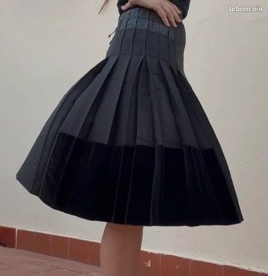 Jupe plissée soie et velours Louis Vuitton